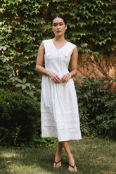 Louie Collared Midi Dress in White -