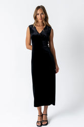 Kalani Velvet Maxi Dress in Black -