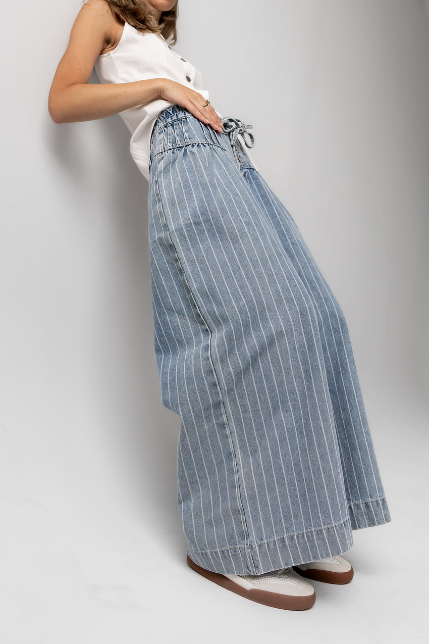 Melanie Striped Wide Leg Pants in Light Wash -