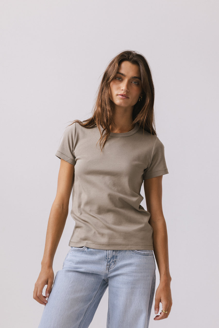 Mckenna T-Shirt in Taupe -