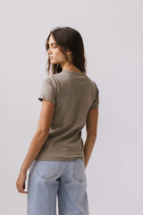 Mckenna T-Shirt in Taupe -